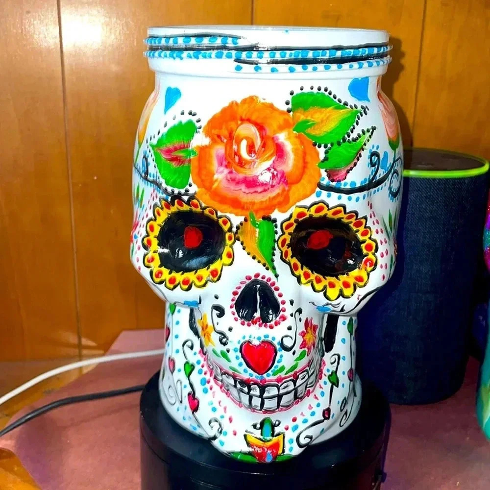 Sugar skull base hand painted - Picture 1 of 6